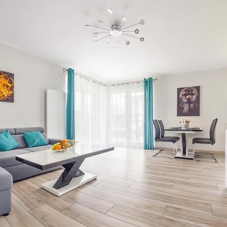 Lägenhet Apartamenty Sun&Snow W Obiekcie Porta Mare *